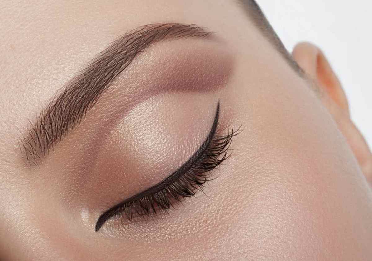 تفاوت میکروبلیدینگ و اکستنشن ابرو