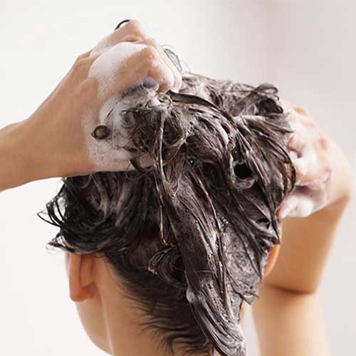 شامپو بدون سولفات کمتر کف میکند